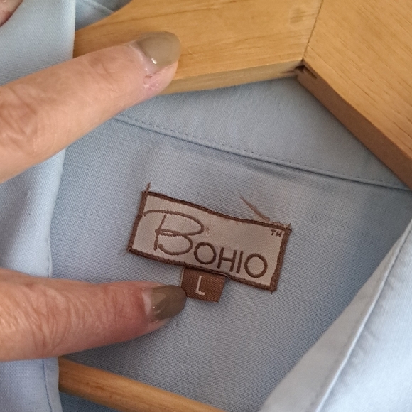 Men's Light Blue Dress Shirt - Picture 4 of 9